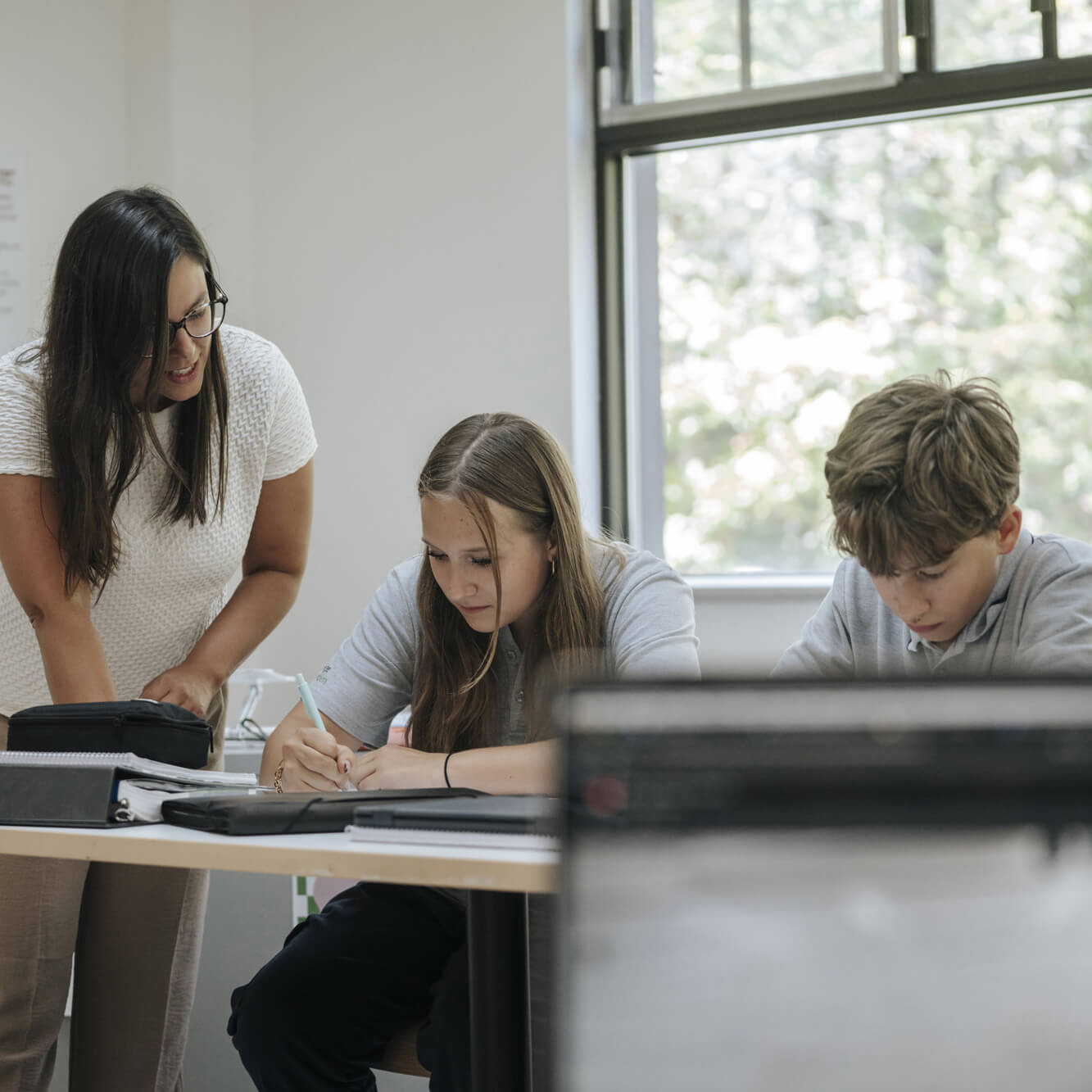 ecole-privee-college-laurentien-enseignante-en-action